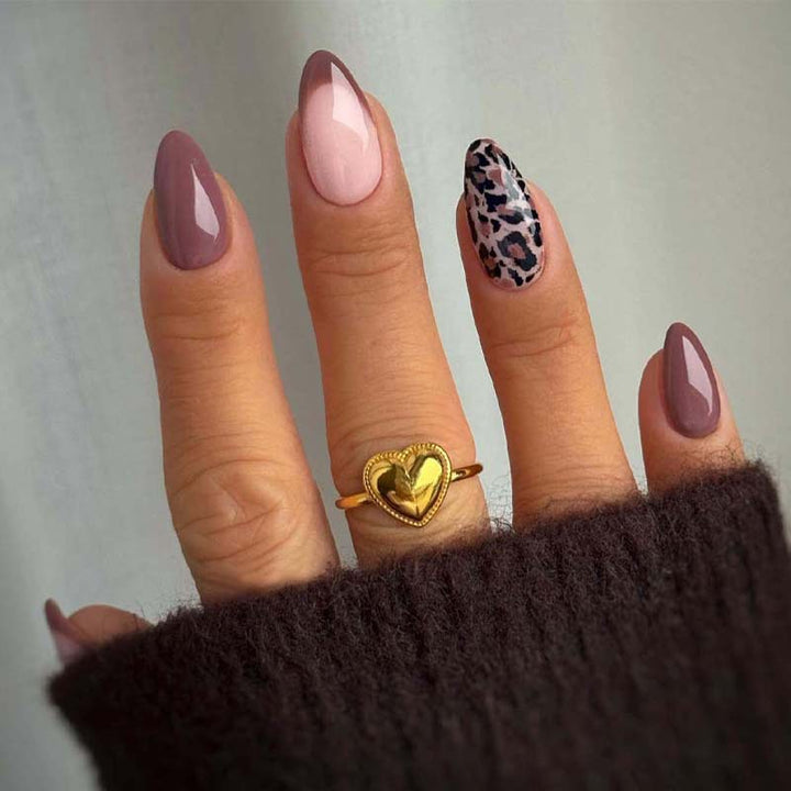 Stunning Artistic Press-On Nail Set