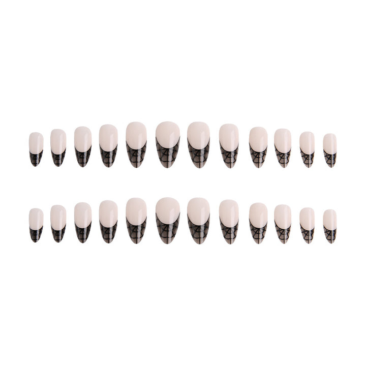 Artful nail tips with elegant spider web pattern Kalsten