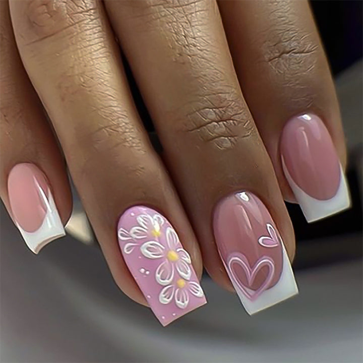 Premium Nail Design with Floral Motifs Kalsten