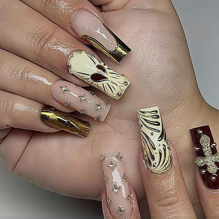 Decorative Press-On Nail Art Set with Elegant Embellishments kalsten