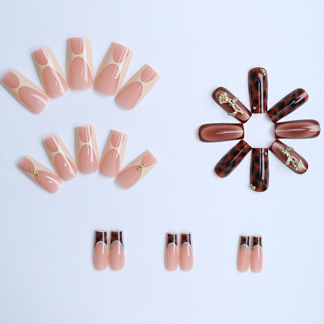 Artificial nails with luxurious embellishments and animalistic design Kalsten