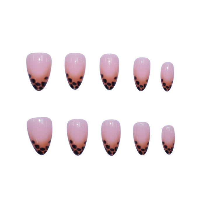 Elegant Press-On Nails with Animal Accents Kalsten