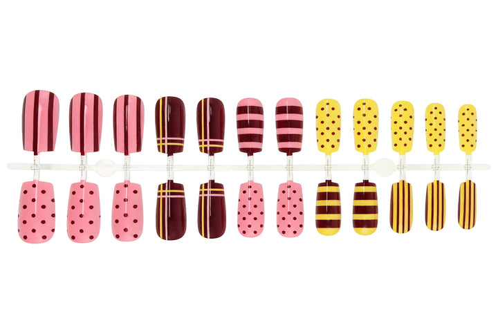 Nail art set with stylish geometric designs Kalsten