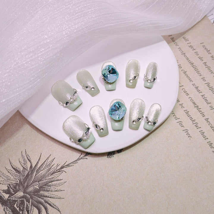 Elegant French Tip Press-On Nails Kalsten