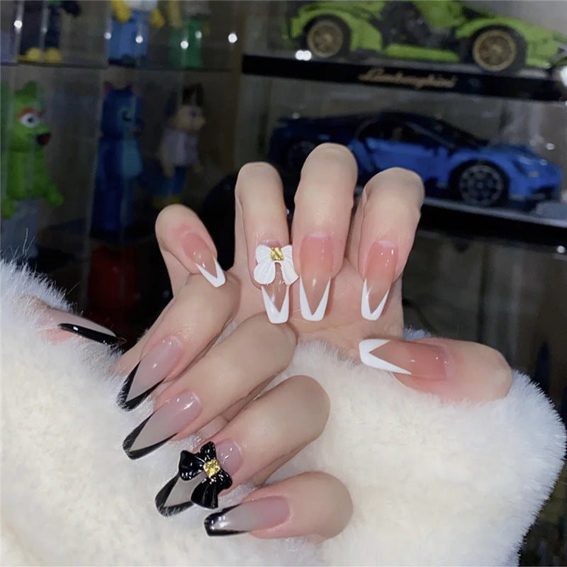 Decorative Floral Press-On Nail Art Set Kalsten