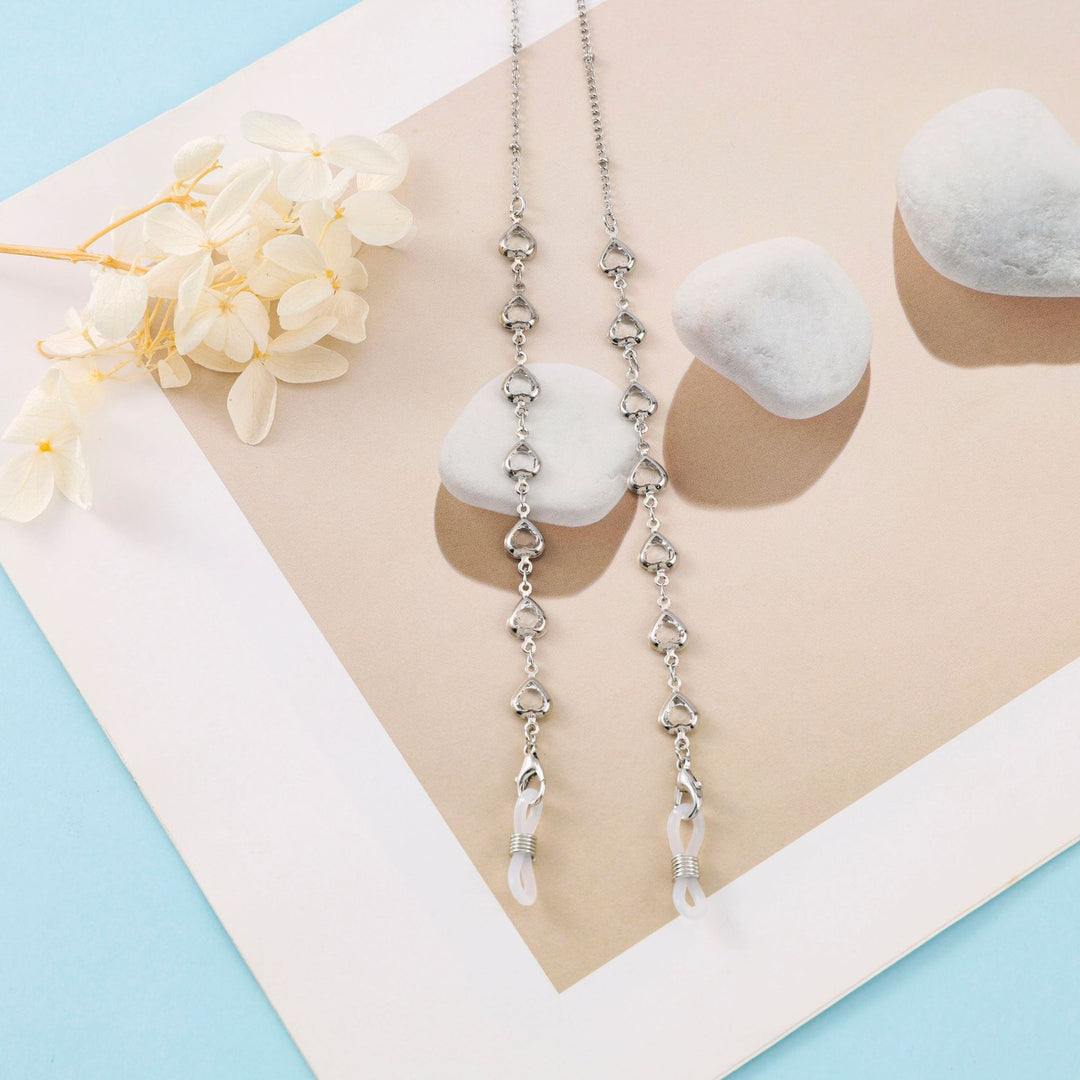 Heart-Shaped Eyewear Chain Kalsten