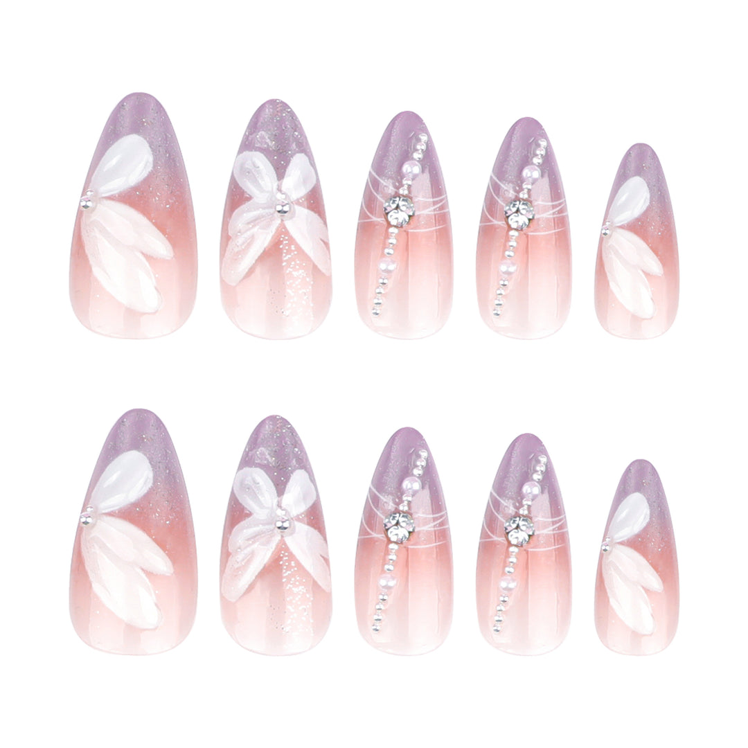 Artful Nail Extensions with Delicate Flower Designs Kalsten