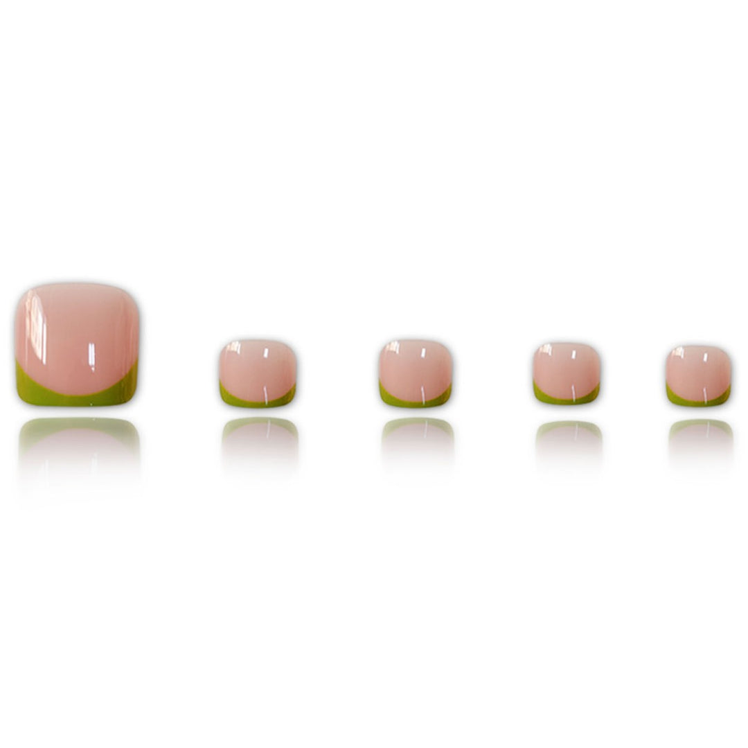Premium French Tip Pedicure Kalsten