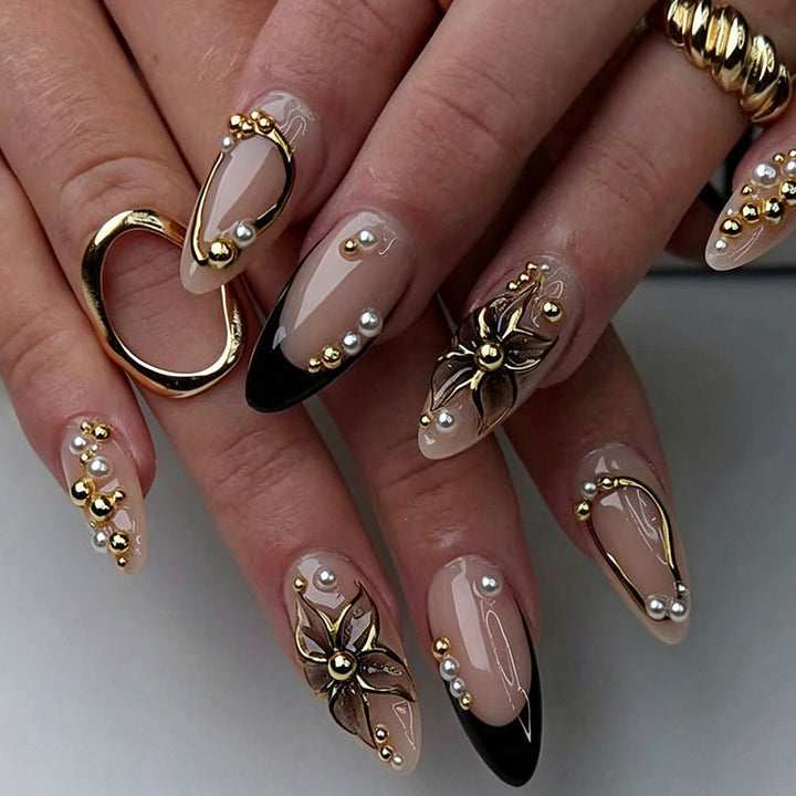 Elegant artificial nails with pearl and gold accents Kalsten