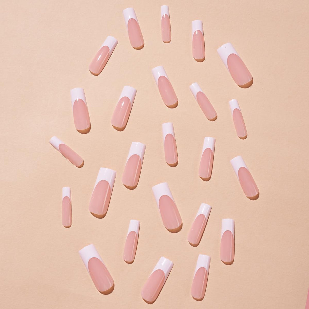 Acrylic nail set with elegant design and gradient colors Kalsten