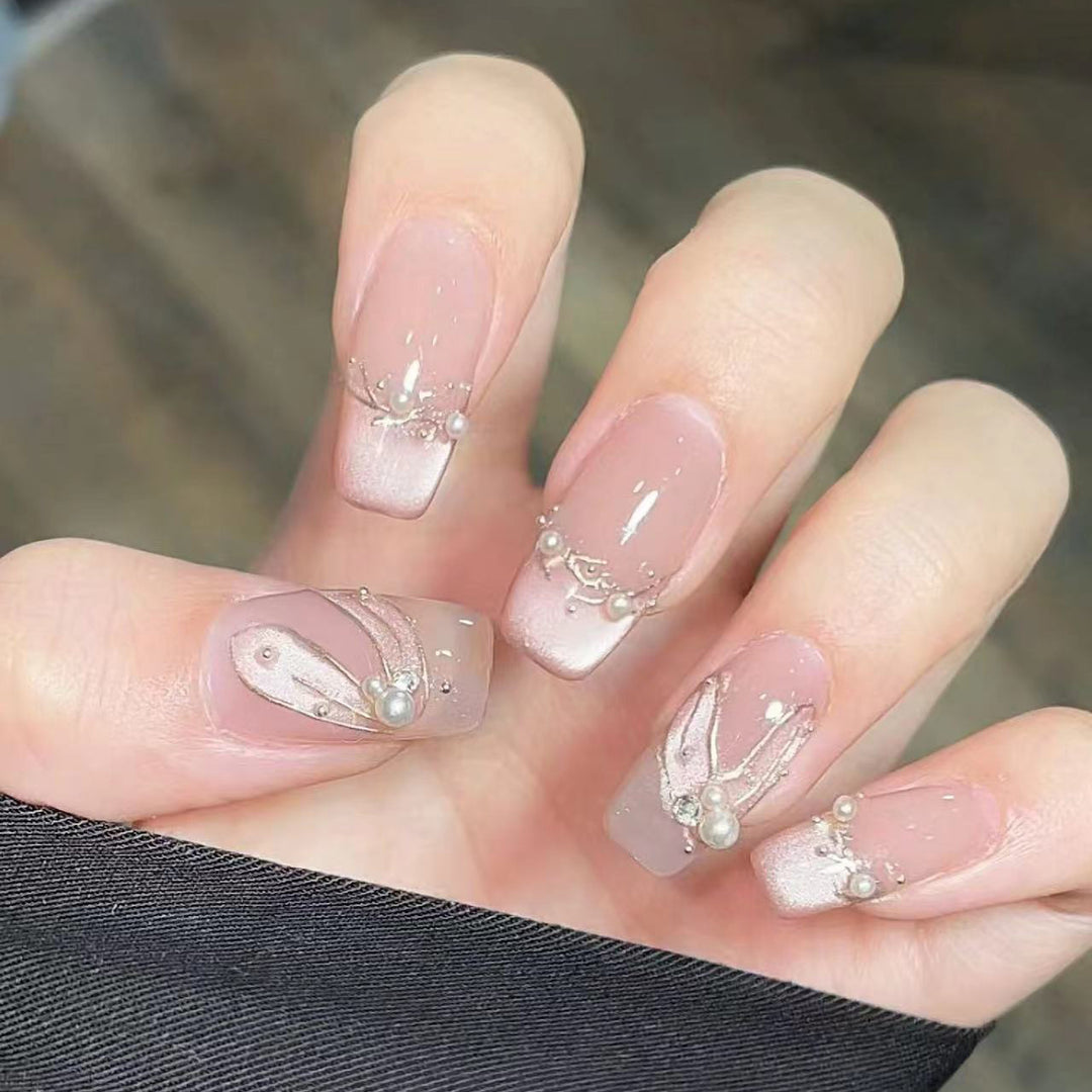 Decorative Press-On Nail Set with Pearl Accents Kalsten