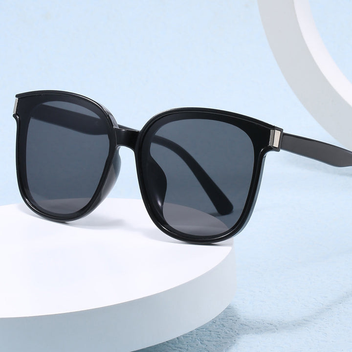 Women's stylish sunglasses with fashionable design Kalsten