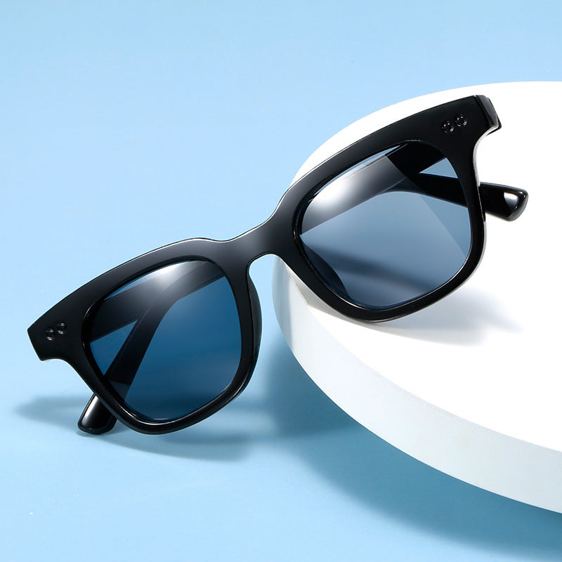 Retro Inspired Square Frame Sunglasses Kalsten