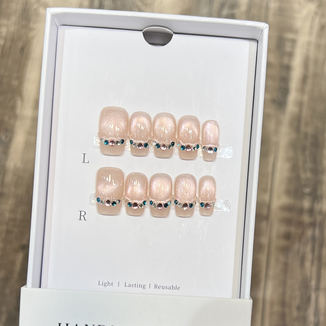 Elegant Reusable Press-On Nail Set with Rhinestone Accents Kalsten
