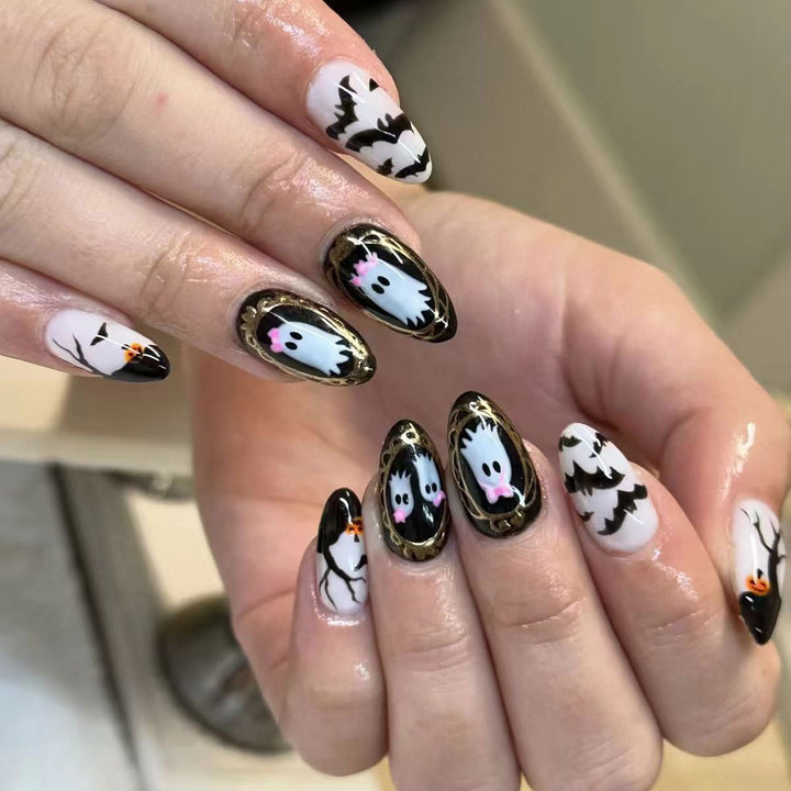 Creative Halloween-Themed Nail Art Set