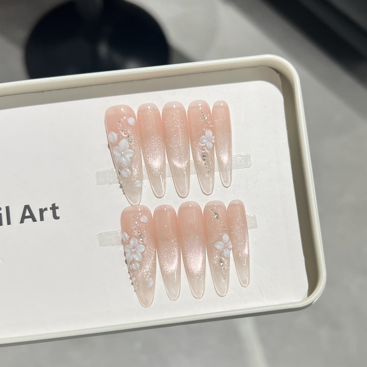 Decorative Floral Press-On Nail Set Kalsten