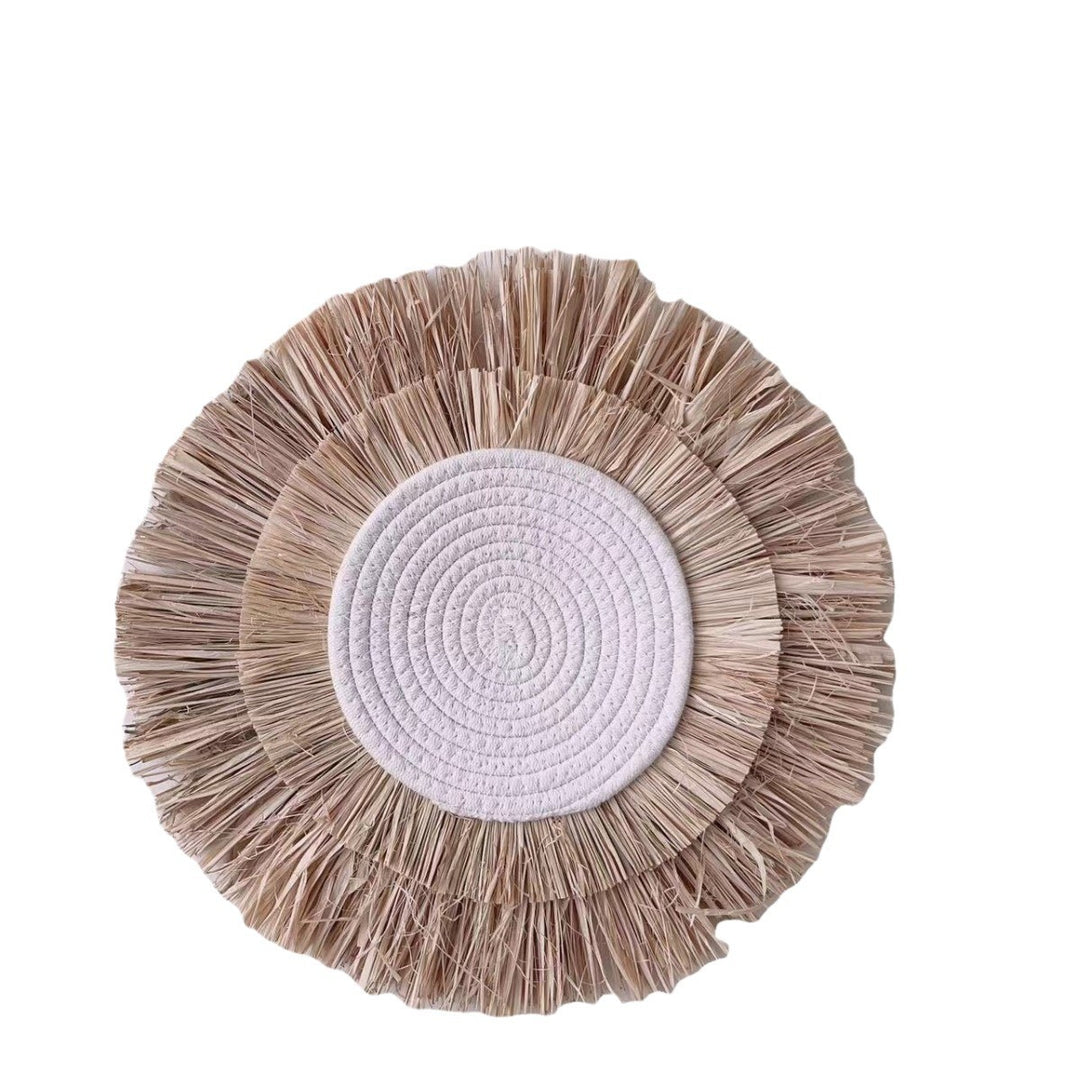 Decorative wall decoration with synthetic fiber and wooden beads Kalsten