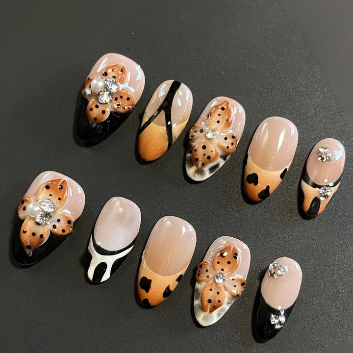 Artistic Press-On Nail Art Set with Floral and Leopard Patterns