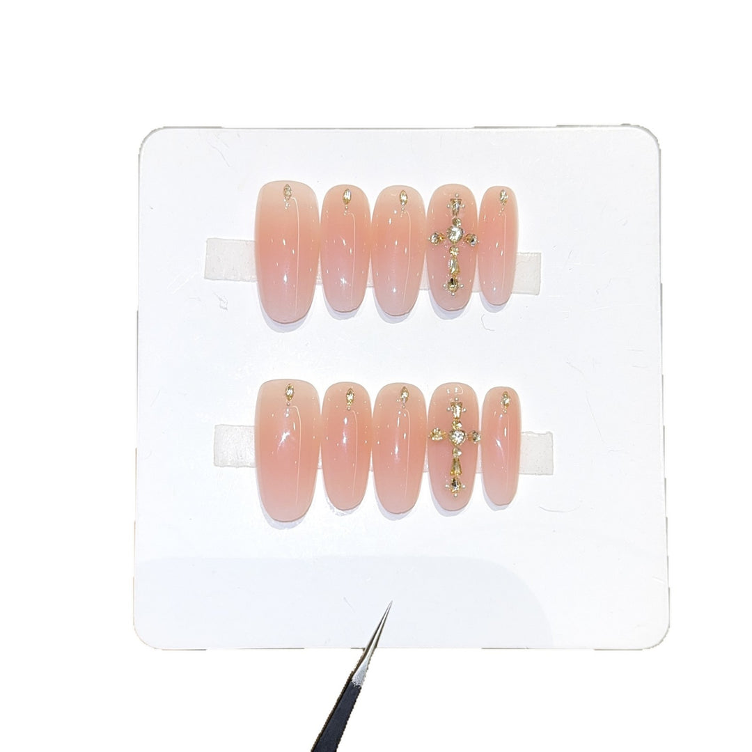Acrylic nails with glamorous glitter pattern Kalsten