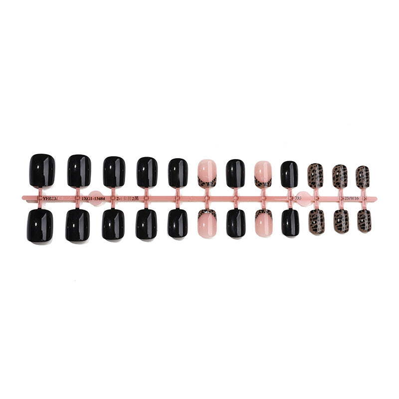 Stylish Press-On Nail Art Set Kalsten