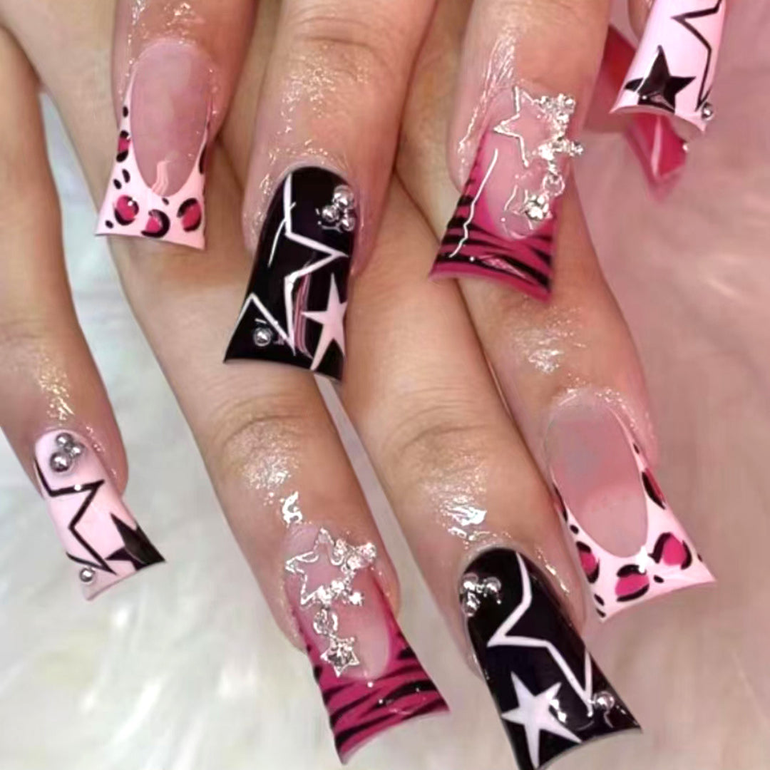 Statement Stiletto Nail Art Kalsten