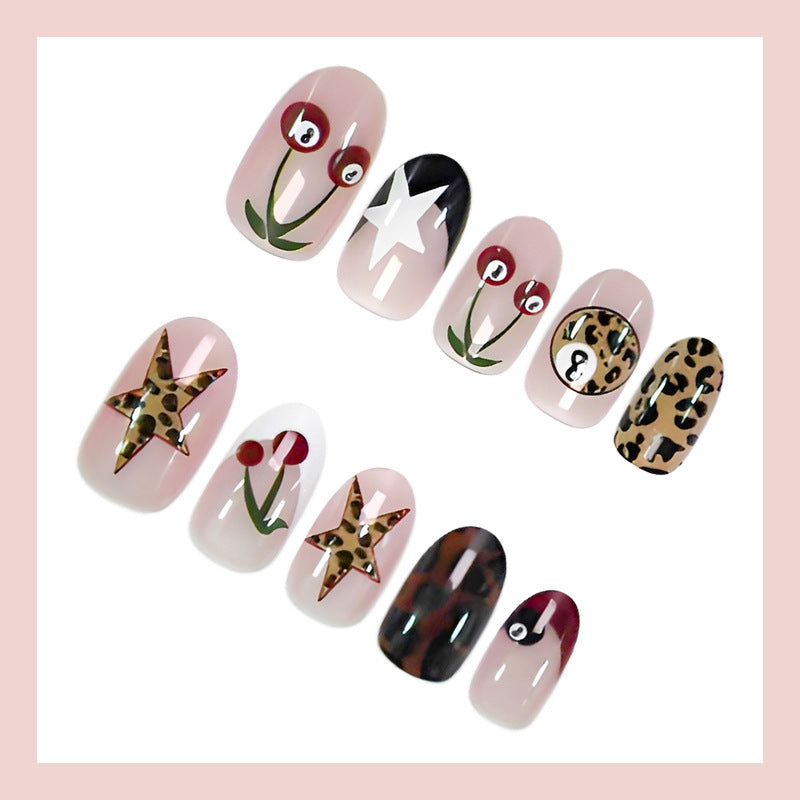Artificial nail set with trendy animal and maritime designs Kalsten