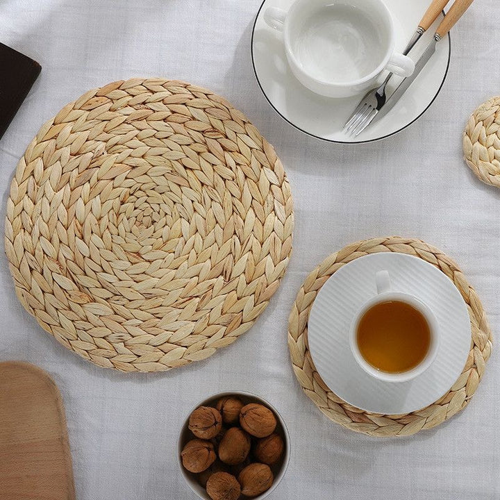 Handcrafted Natural Fiber Table Mat