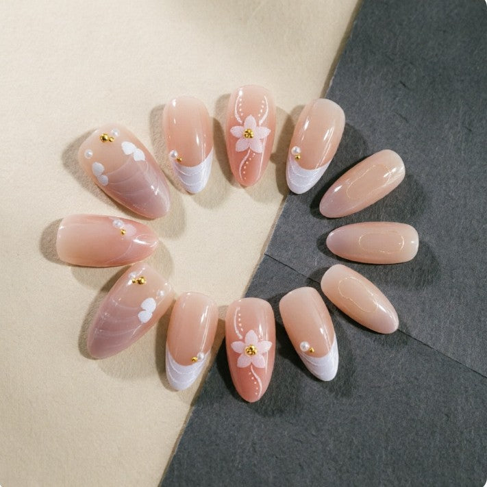 Artificial nails with floral details Kalsten