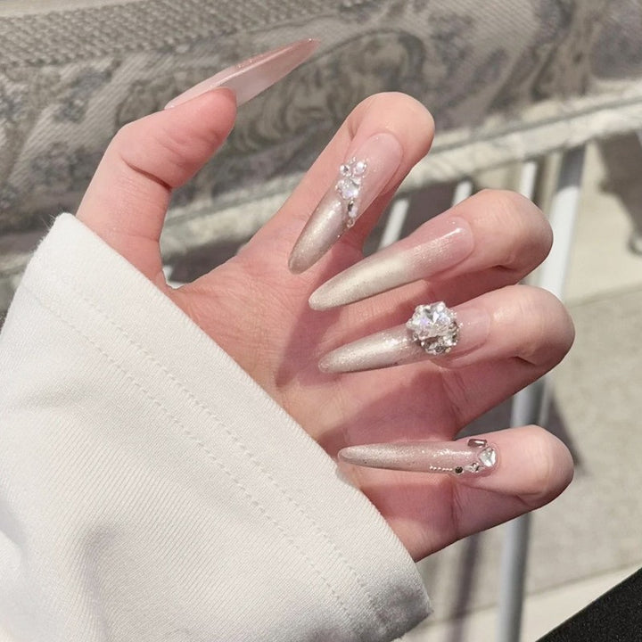 Artificial nail set with elegant tips and crystal accents Kalsten