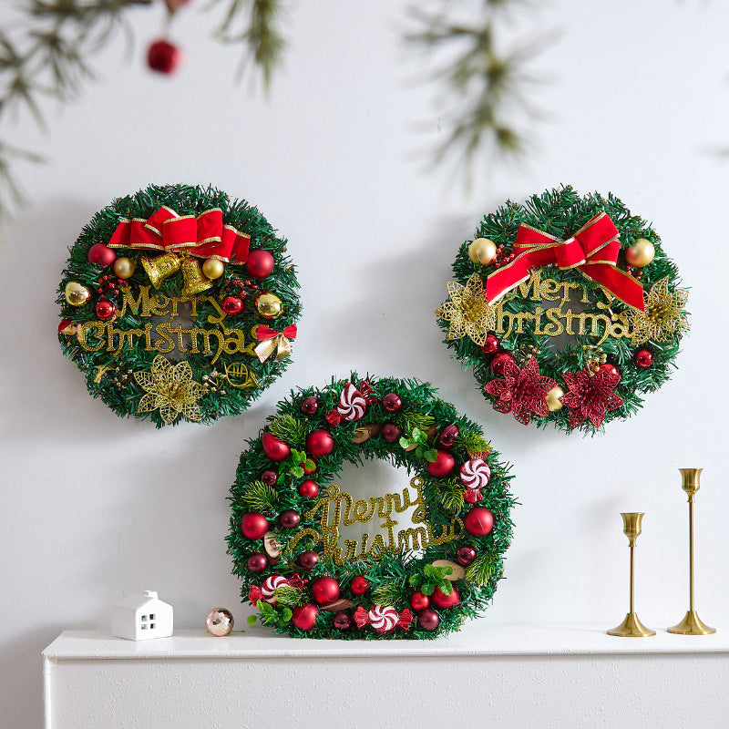 Festive Christmas wreath with pine cones and berries Kalsten