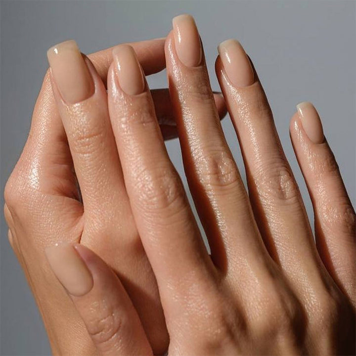 Artificial nail set in elegant nude look Kalsten