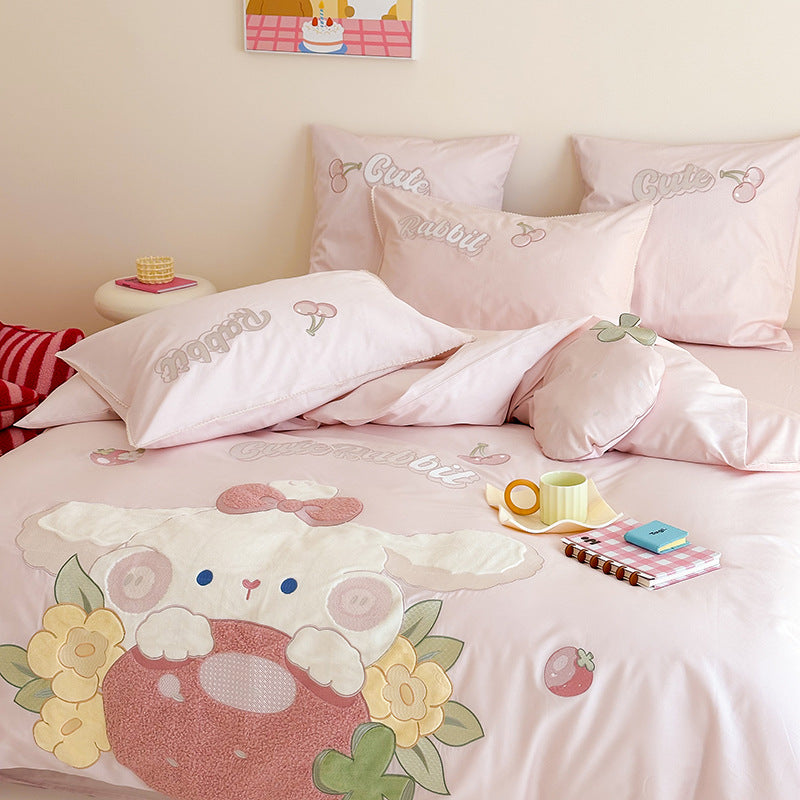 Children's bedding set with astronaut and star print, reversible function