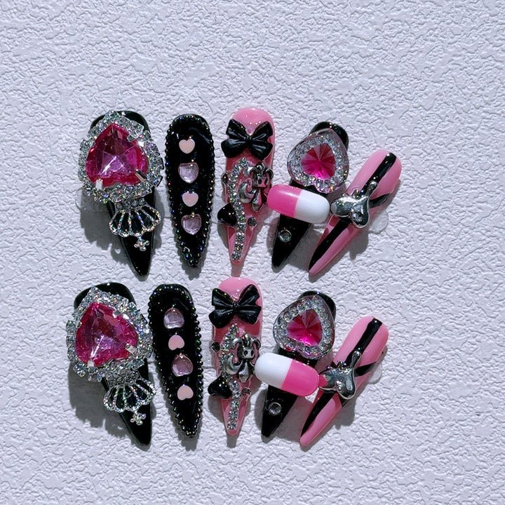 Glamorous Nail Art Extensions
