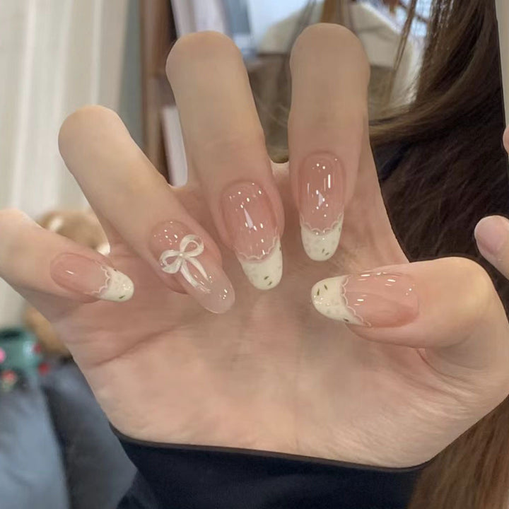 Artificial nails with elegant ombre look Kalsten