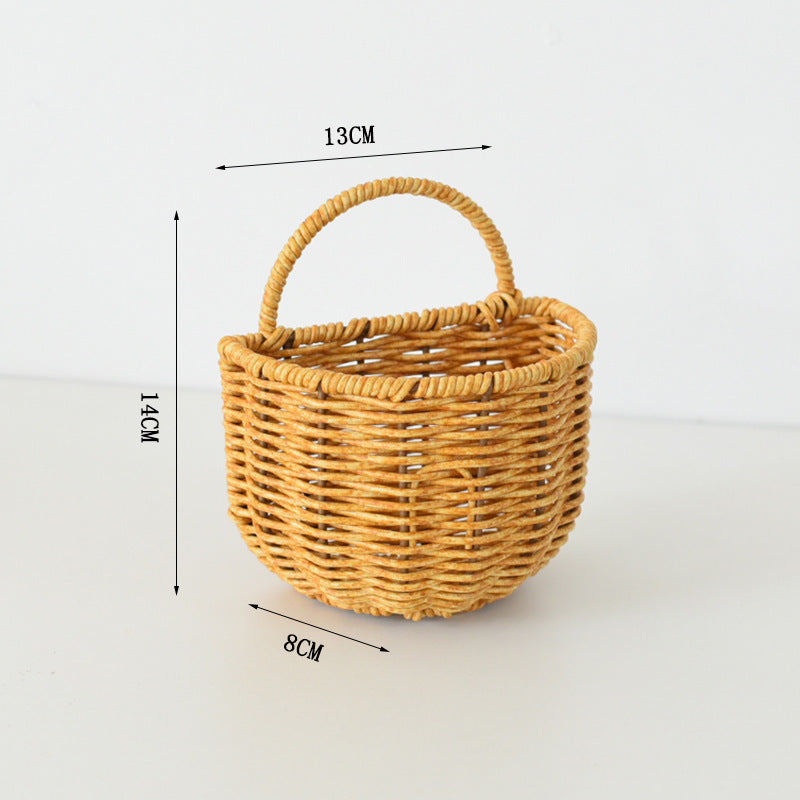 Handwoven willow basket with animal motif Kalsten