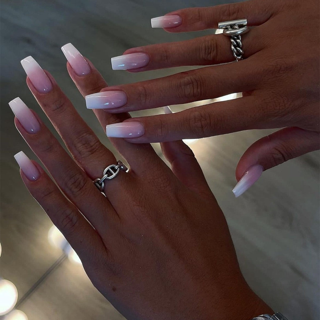 Artificial nail set with sparkling glitter effects and delicate winter motif Kalsten