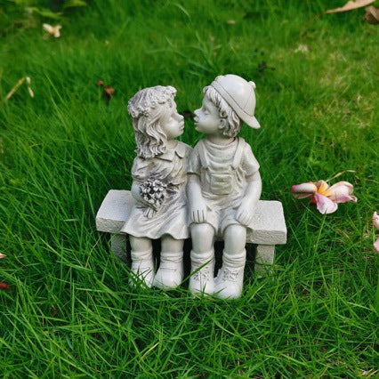 Decorative Friendship Figure Kalsten