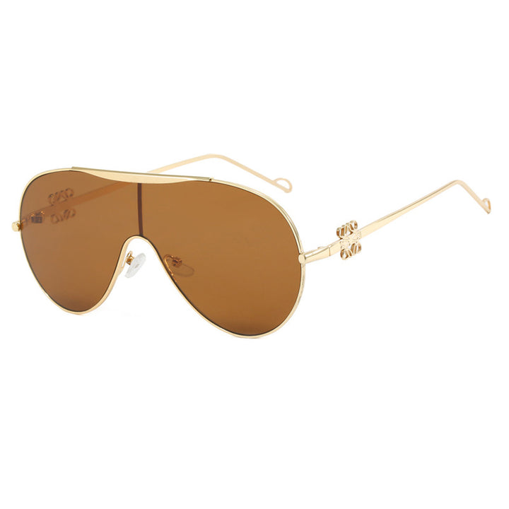 Ladies UV Protection Sunglasses in Fashionable Pilot Style Kalsten