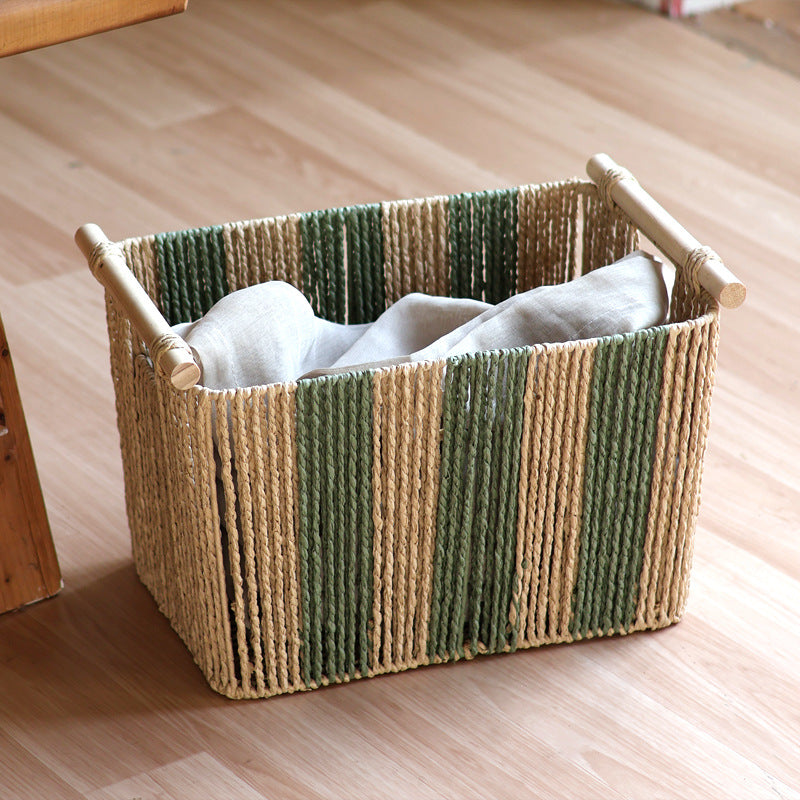 Handcrafted storage basket with natural fiber Kalsten
