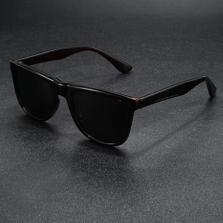 Women's sunglasses in striking vintage style Kalsten