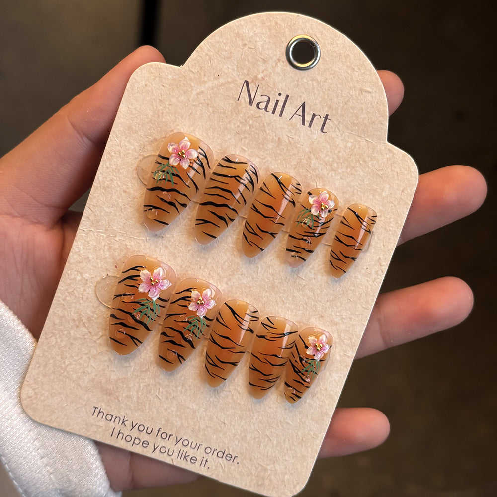 Floral Design Press-On Nail Set Kalsten
