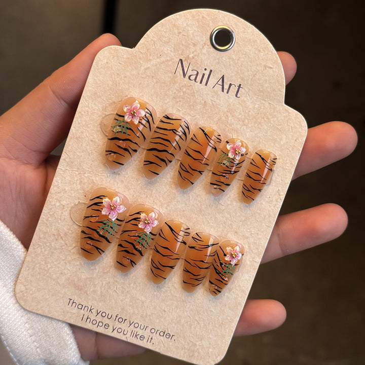 Floral Design Press-On Nail Set Kalsten