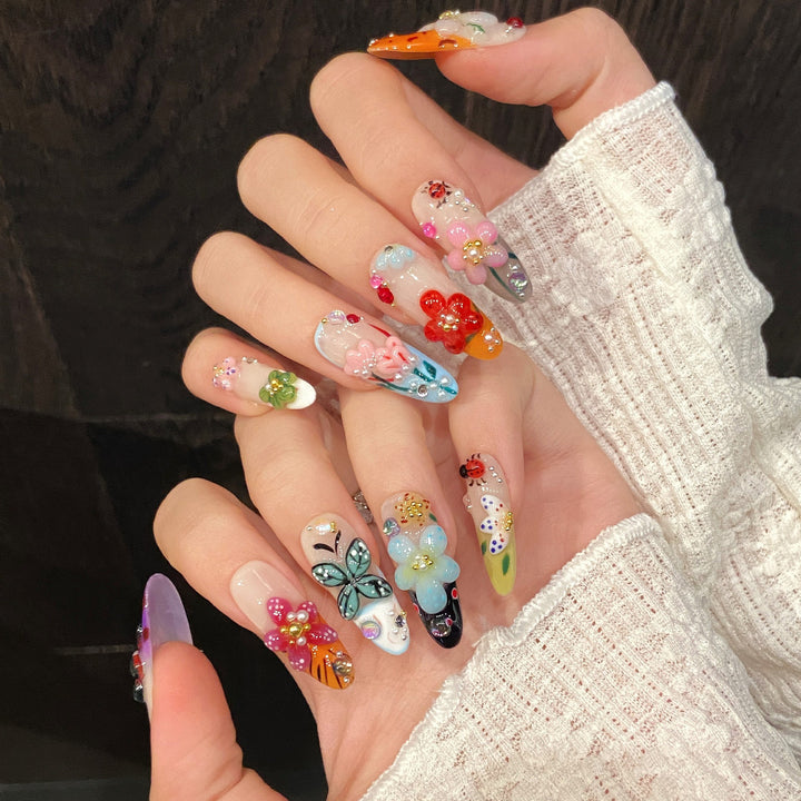 Artistic Floral Press-On Nail Art Set  1791773861
