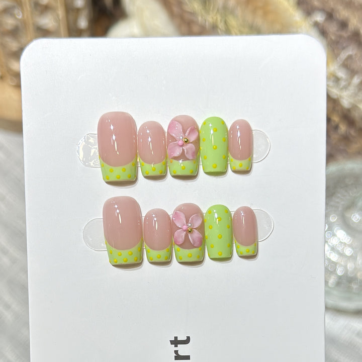 Acrylic Floral Design Press-On Nail Set Kalsten