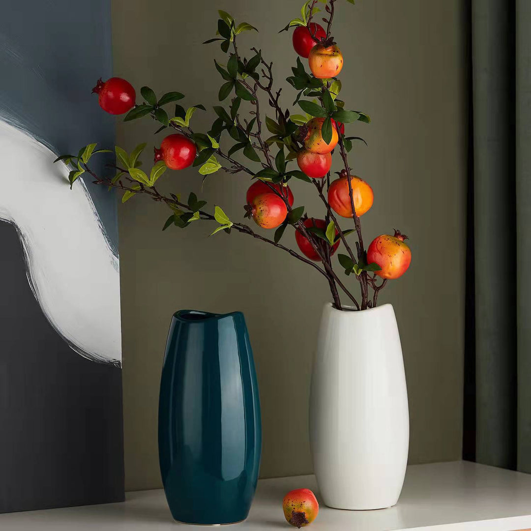 Elegant ceramic vase in modern design Kalsten