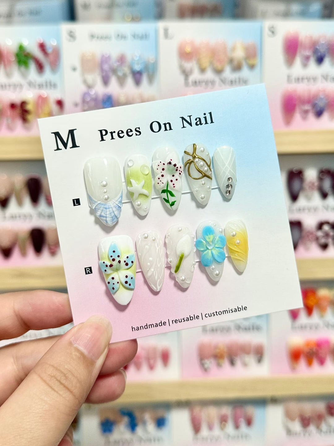 Artistic Floral Design Press-On Nail Set  1791772929