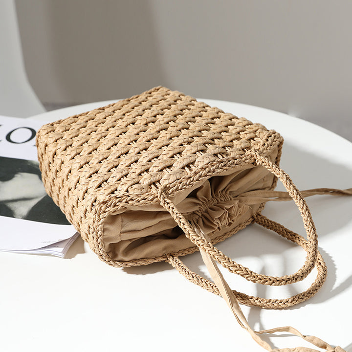 Handmade straw bag with adjustable inner lining Kalsten