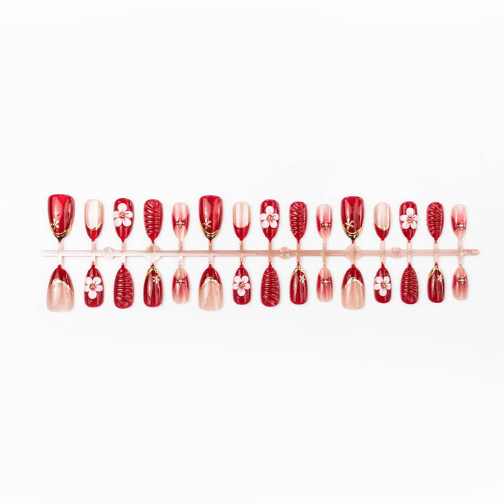 Artistic Nail Designs Kalsten