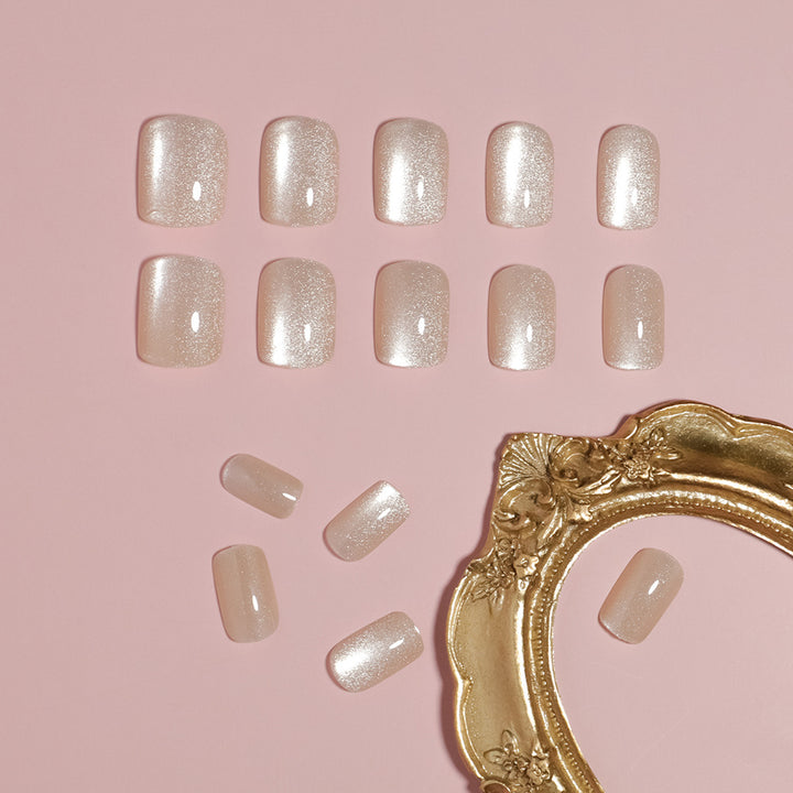 Glitter-Infused Press-On Nail Art Kalsten