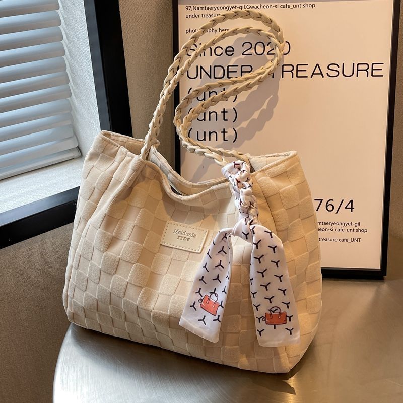 Woven Handcrafted Tote Kalsten